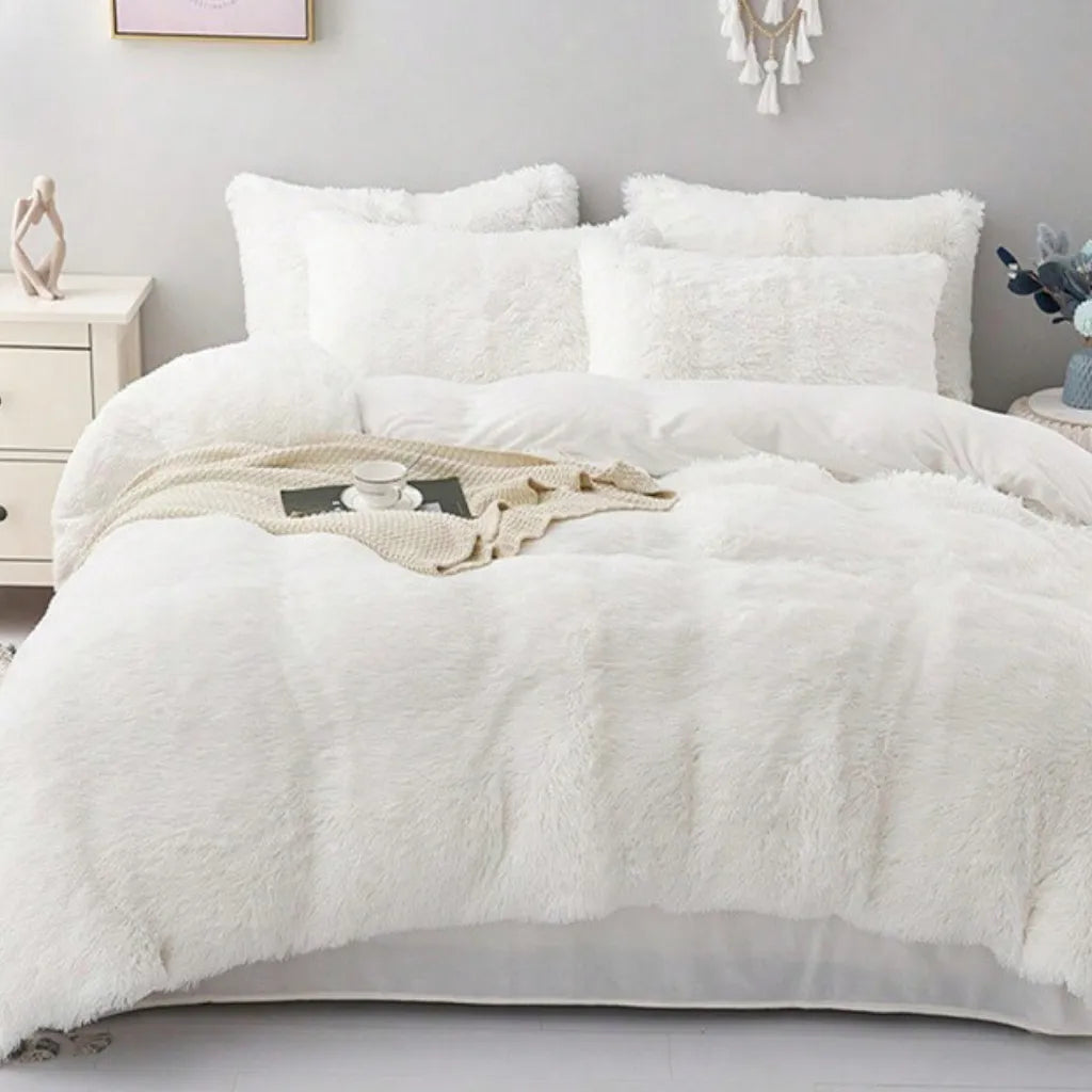 Multicolor Plush Cover Set – Soft Fluffy Bedding with Pillowcases