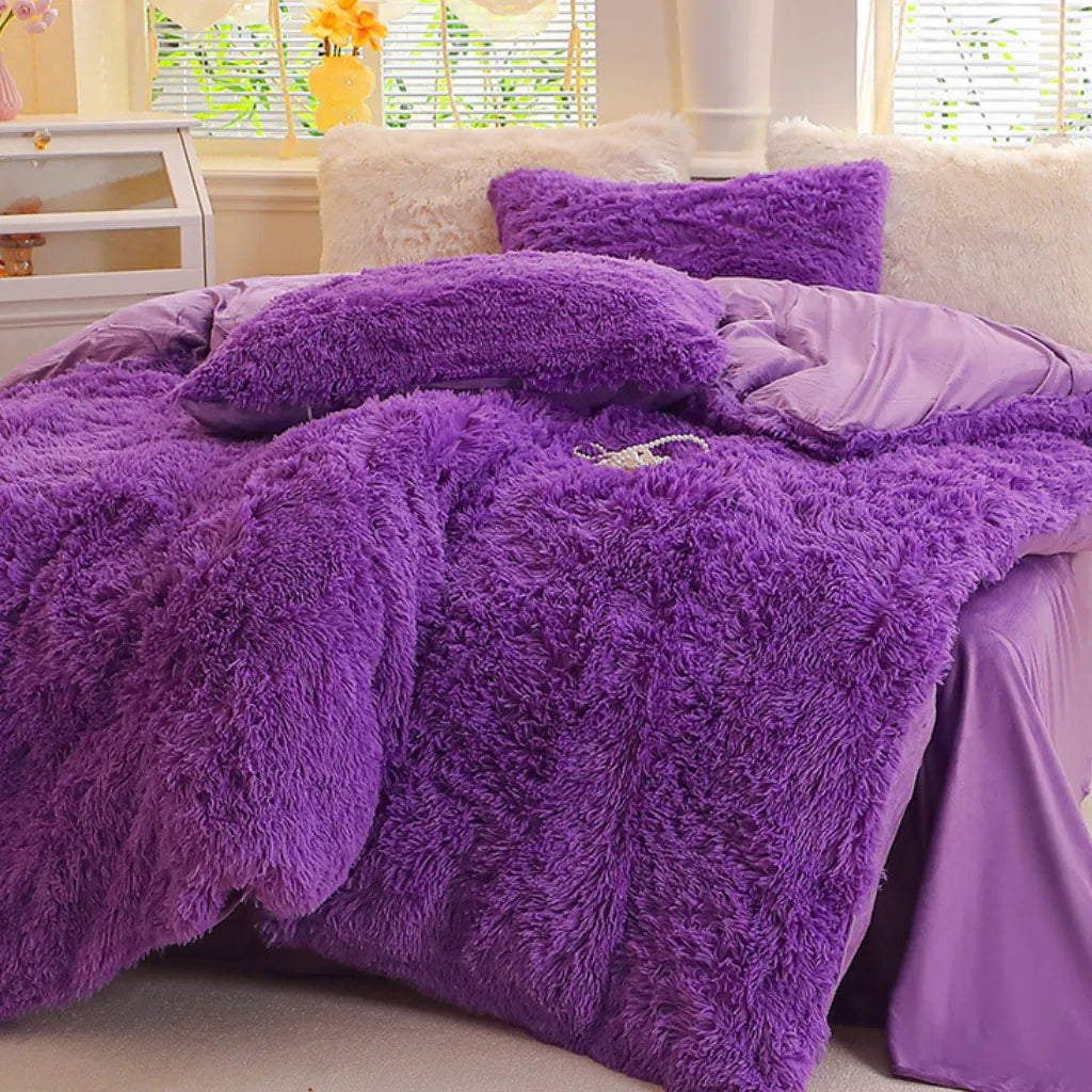 Multicolor Plush Cover Set – Soft Fluffy Bedding with Pillowcases