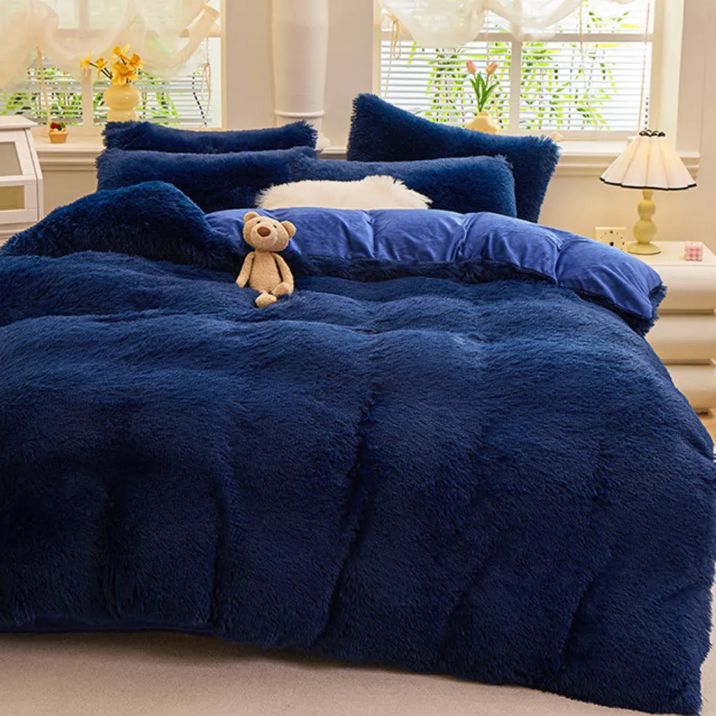 Multicolor Plush Cover Set – Soft Fluffy Bedding with Pillowcases