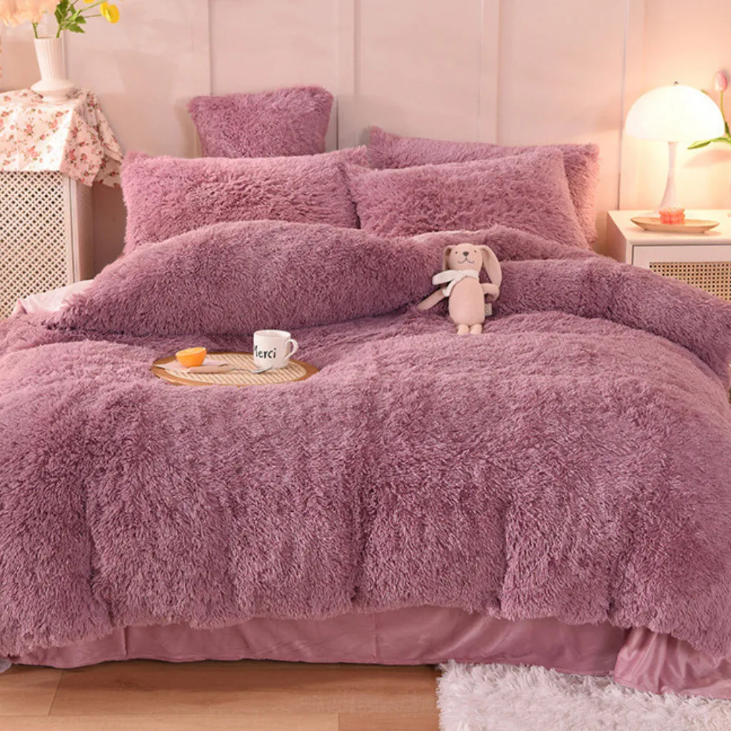 Multicolor Plush Cover Set – Soft Fluffy Bedding with Pillowcases