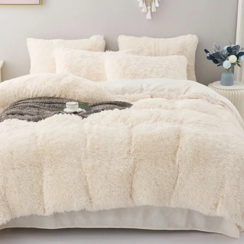 Multicolor Plush Cover Set – Soft Fluffy Bedding with Pillowcases